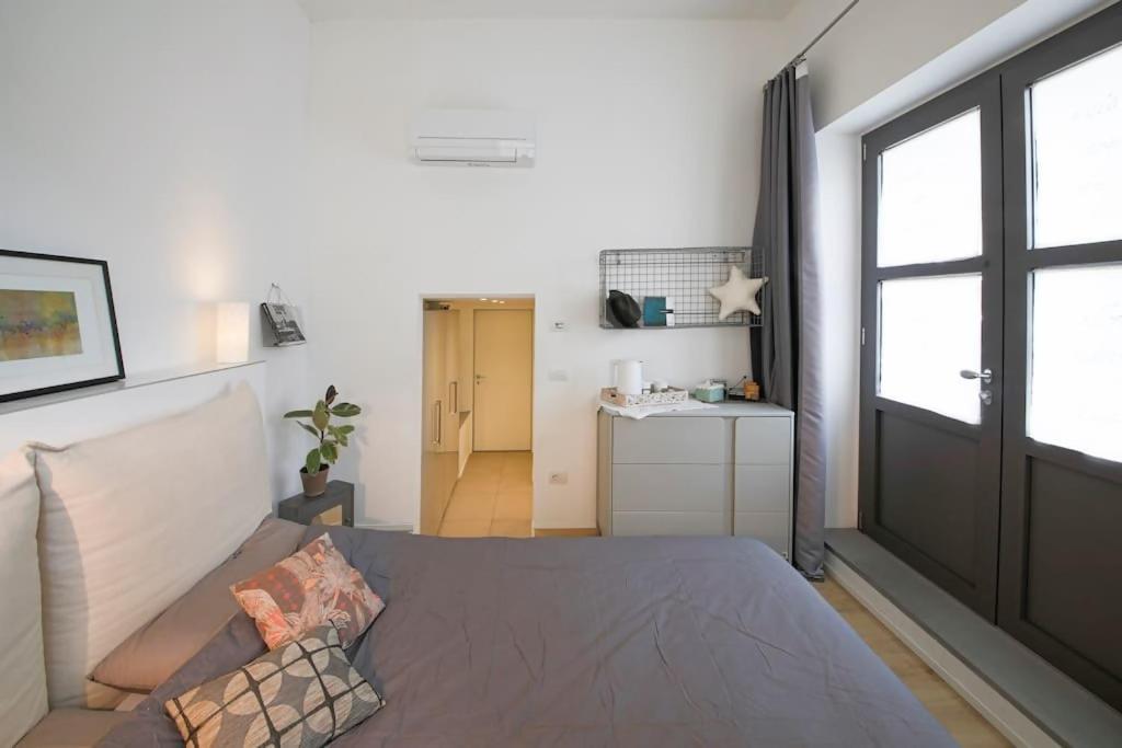 Cozy Room In The Heart Of Como Exterior photo